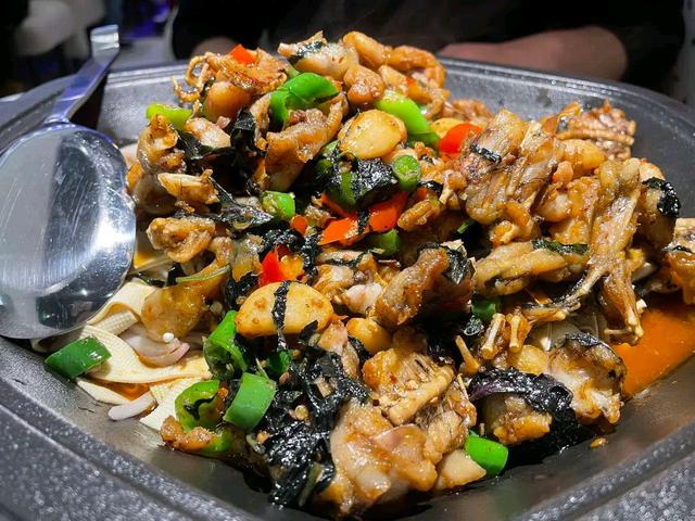 餐饮加盟怎么选择品牌？想加盟看完就懂了
